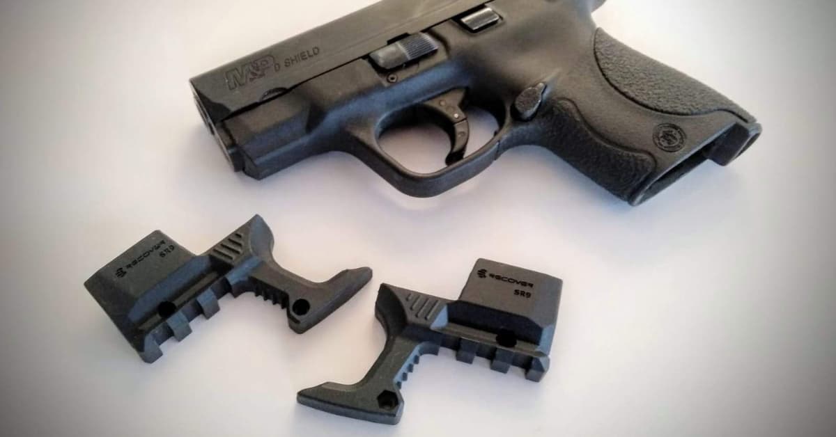 Picatinny rail on pistol
